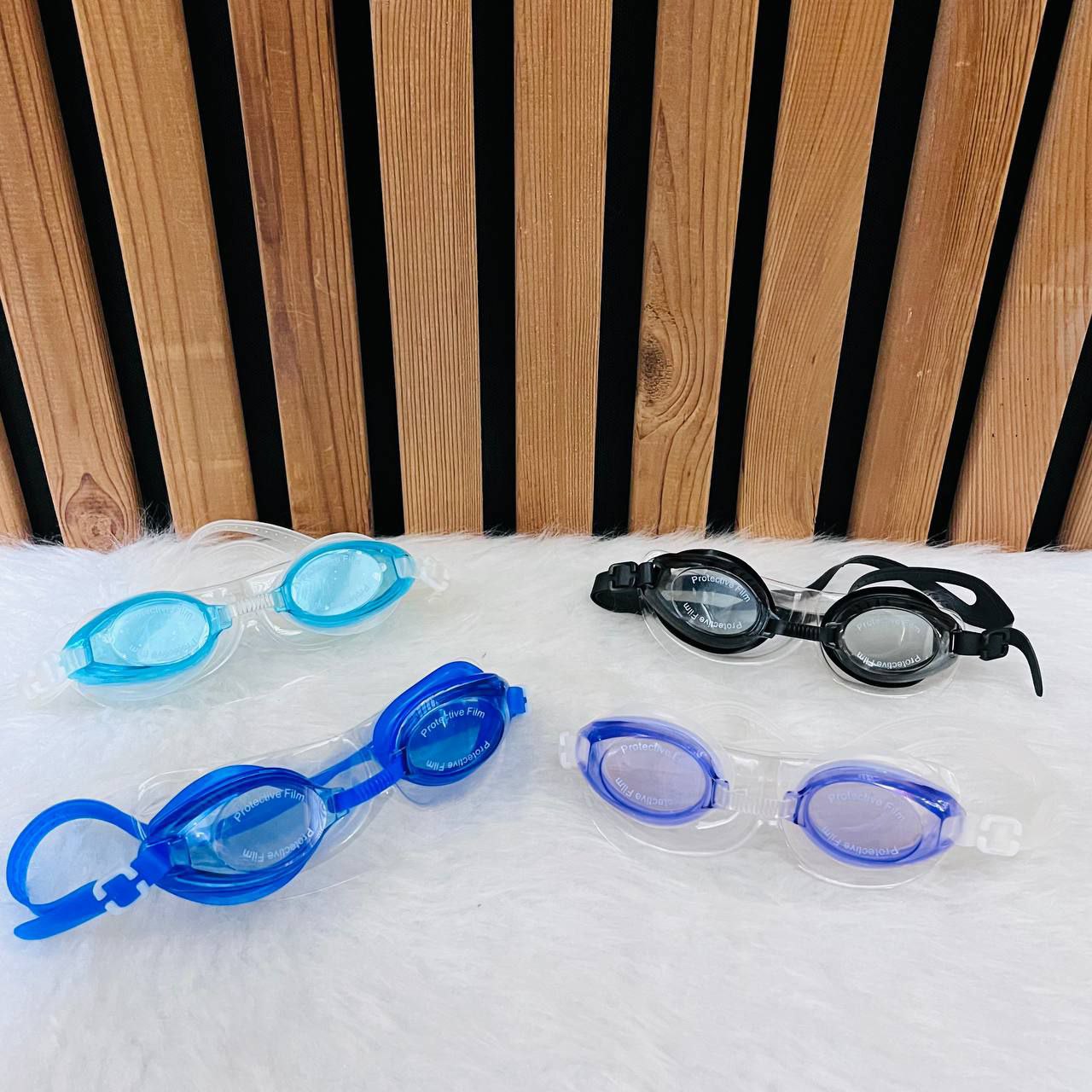 عینک شنا (۶۰۹)